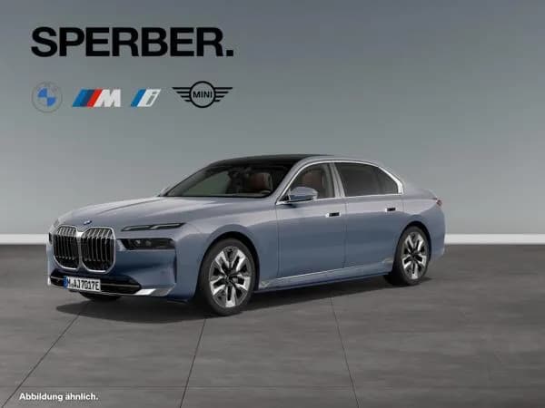BMW i7