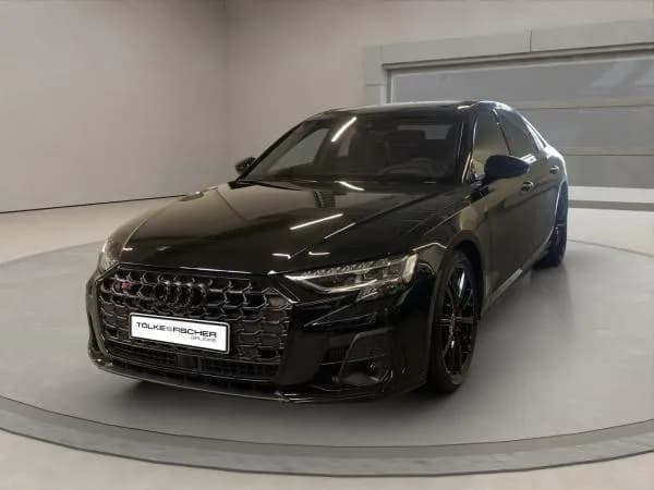 Audi S8