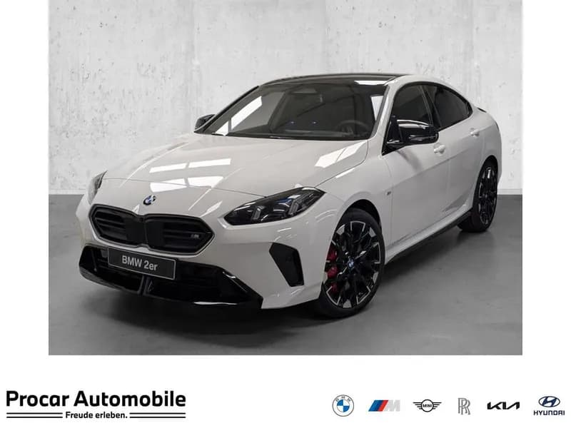 BMW M235