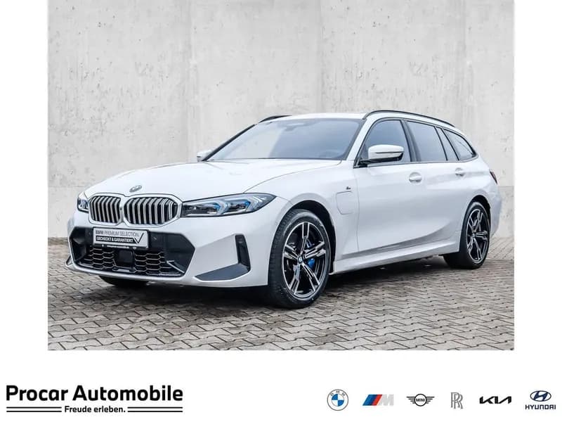 BMW 330