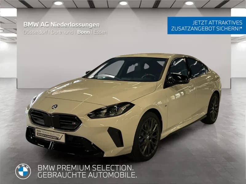 BMW M235