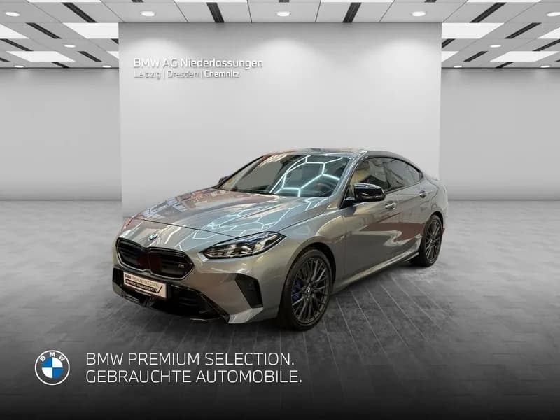 BMW M235