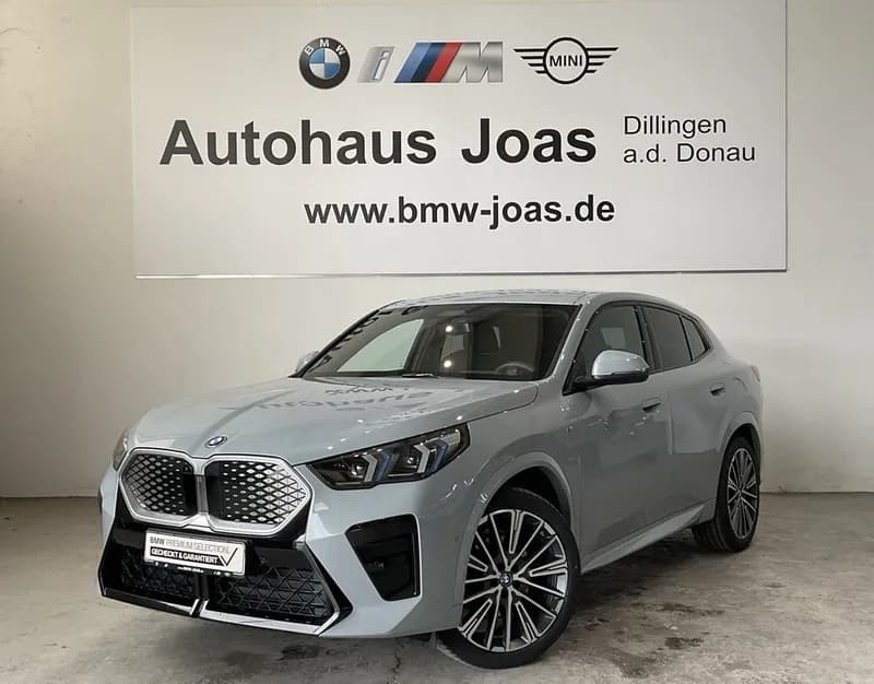 BMW iX2