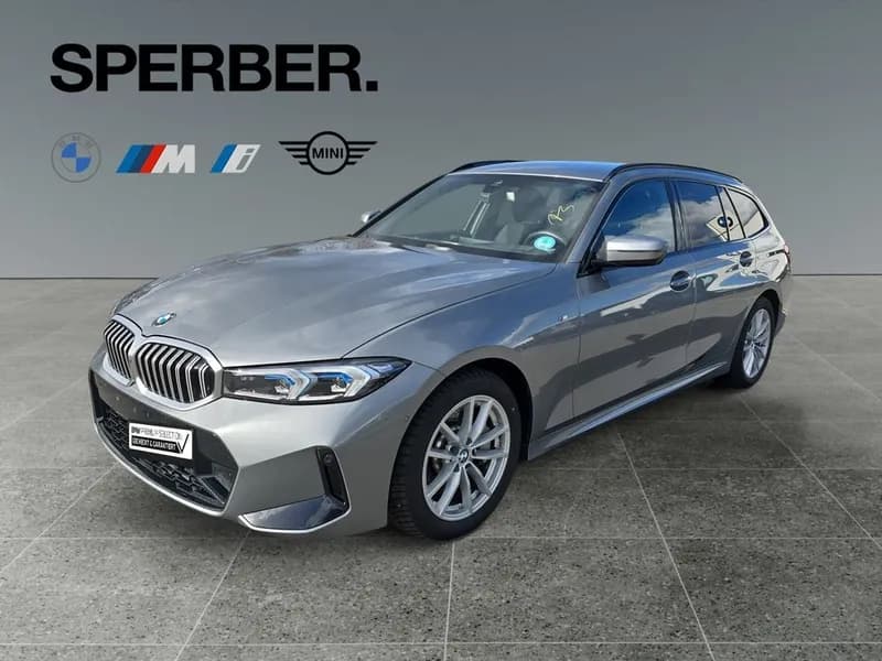 BMW 330
