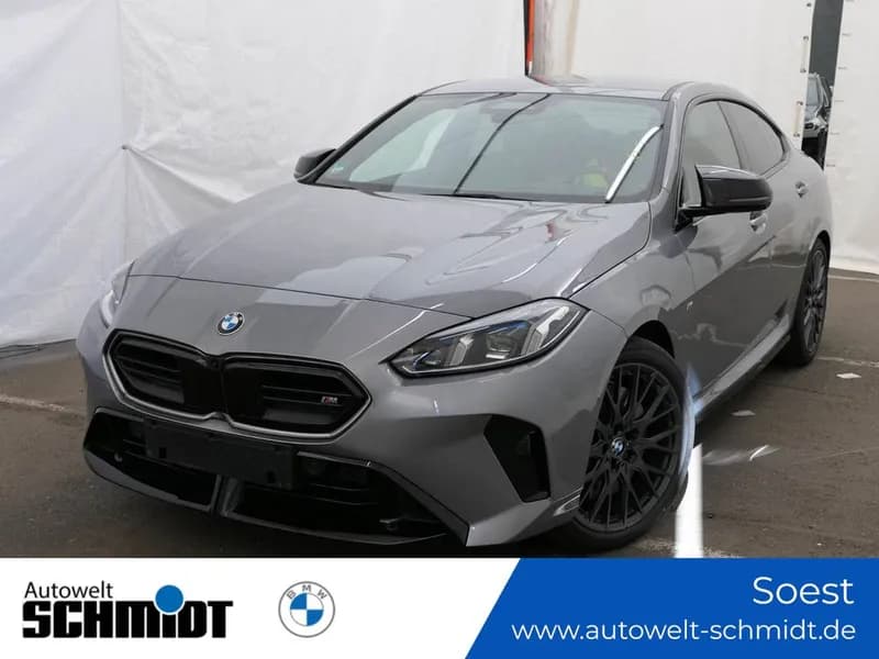BMW M235