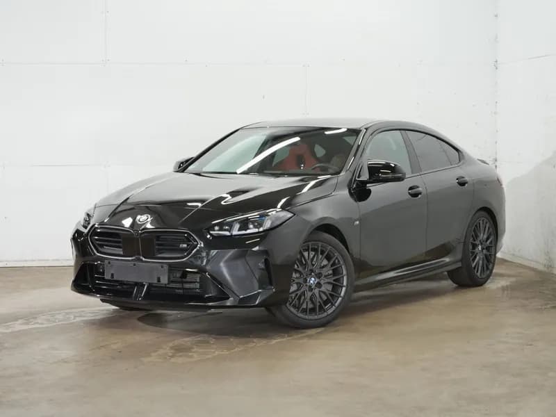 BMW M235