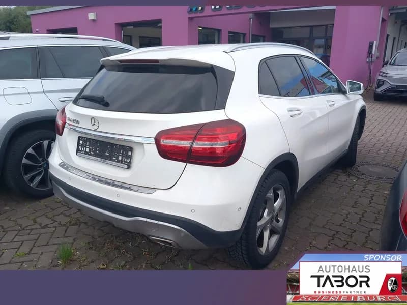 Mercedes-Benz GLA 200 — Bild 3