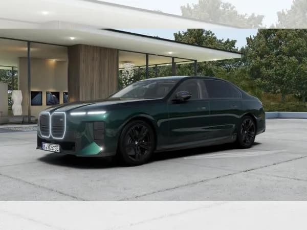 BMW i7