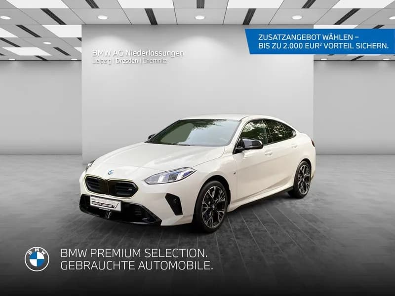 BMW M235