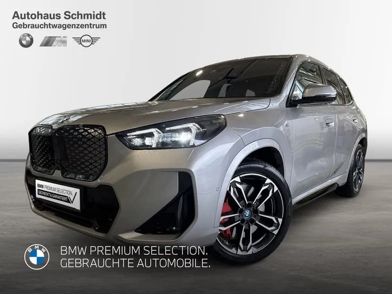 BMW iX1