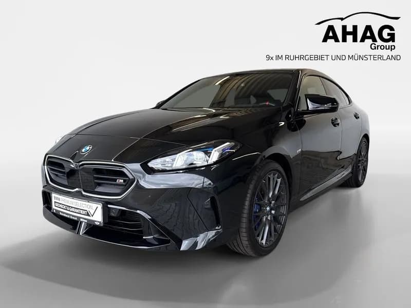 BMW M235